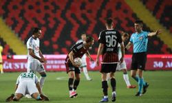 Trendyol Süper Lig: Gaziantep FK: 0 - Çaykur Rizespor: 2 (İlk yarı)