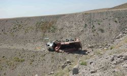 Tunceli'de vinç uçuruma yuvarlandı: 1 yaralı