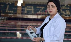 Türkiye'de tek olan kimyager Derya Çambay Elazığ havuzlarını ulusal standartlarda tutuyor