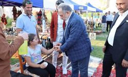 Türkiye'nin en büyük antika fuarı Talas'ta açıldı