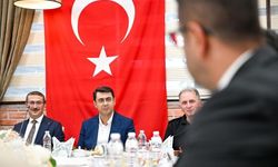 Uşak'ta emniyet mensuplarına rütbe terfi ve plaket töreni