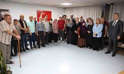 Vali Makas doğum günü sevincine ortak oldu