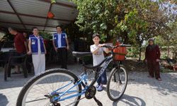 Yangında bisikleti yanan Umut'un bisiklet sevinci