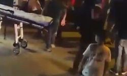 Yolun karşısına geçerken otomobil çarptı: 1'i ağır 2 yaralı