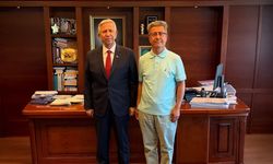 Yozgatlı Bilim İnsanı Demirer'den Başkan Yavaş'a Ziyaret