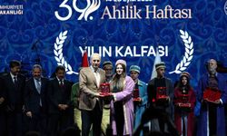 20 yaşında sanayide erkek egemenliğini kırdı, Türkiye'de yılın kalfası oldu