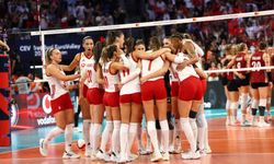 A Milli Kadın Voleybol Takımı final için Sırbistan karşısında