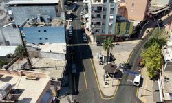 Anamur'da 3 cadde sıcak asfaltla yenilendi