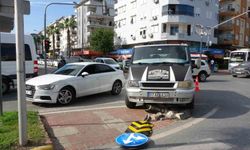 Antalya'da ağır çekim gibi kaza
