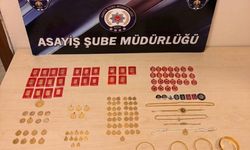 Antalya'da kendisini komiser olarak tanıtıp 3 milyon TL'lik ziynet eşyası dolandırdılar