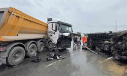 Arnavutköy'de yağışlı havada kaza: 2 yaralı