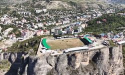 Artvin'de 250 metre yükseklikteki arenada yılın son boğa güreşleri yapıldı