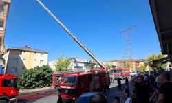 Ataşehir'de 5 katlı binanın çatı katında yangın