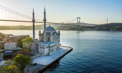 Bakan Ersoy: 'Erişilebilir halk plajlarımızla herkesin denizden ve tatilden yararlanabilmesi için imkanlarımızı artırıyoruz'