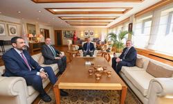 Bakan Ersoy, MSÜ Rektörü Afyoncu ile bir araya geldi