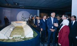 Bakan Ersoy, Türkiye Yüzyılı Buluşmaları'nda Kütahya'nın kültür turizm yatırımlarını anlattı