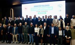 Bakan Işıkhan Arnavutköy Belediyesi'nin istihdam çalışmaları kapsamında üreten gençlerle buluştu