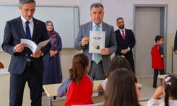 Bayburt'ta birinci sınıf öğrencileri okul heyecanı yaşadı