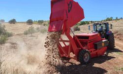 Bozkır'da taşsız topraklar için makineler hizmette