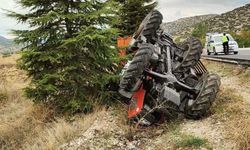Burdur'da traktör devrildi, sürücüsü yaralandı