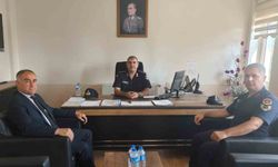 Çivril'de jandarma öğrenci güvenliği için sahada
