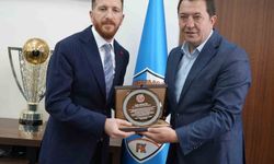 DAGC'den Erzurumspor Başkanı Ahmet Dal'a başarı plaketi