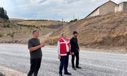 Darende'de yol yapım çalışmaları sürüyor