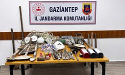 Define bulmak için ormanlık alanda kazı yapan 4 şahıs yakalandı