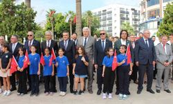 Denizli'de 2026-2027 eğitim öğretim yılı çelenk töreniyle başladı