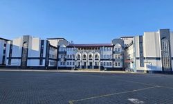 Diyarbakır'da 11 öğrenci zehirlenme şüphesiyle hastaneye kaldırıldı