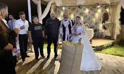 Düğünde altın yerine bir çuval fındık taktılar