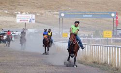 Erzurum'da rahvan rüzgârı esti