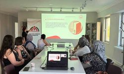 Eskişehir'de ADEM kursiyerlerine aile ve teknoloji eğitimi