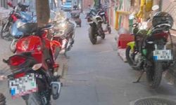 Eskişehir'de kaldırımlar motosiklet otoparkına döndü