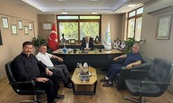 ETO geçmiş dönem başkanı Mehmet Ertaş'tan Edremit Ticaret Odası'na ziyaret