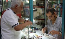 Gaziantepli saat ustası 56 yıldır zamana ayar veriyor