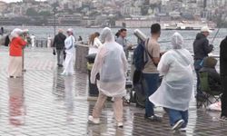 İstanbul'da beklenen yağış Anadolu Yakası'nda etkili oldu