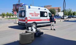 Karaman'da patates yüklü kamyonetle motokurye çarpıştı: 1 yaralı