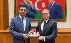 Kars Valisi Ziya Polat'tan Azerbaycan Başkonsolosu Zeynalov'a hayırlı olsun ziyareti