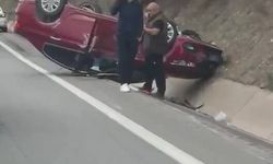 Kocaeli'de kontrolden çıkan otomobil takla attı
