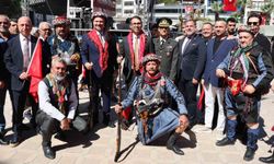 Kurtuluş coşkusu Menemen'i sardı