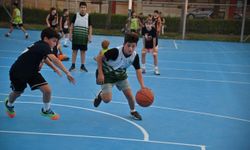 Manisa'da basketbol tutkusu sahaya yansıdı