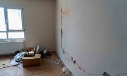 Manisa'da korkutan apartman