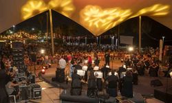 Mersin Kent Orkestrası yeni sanat sezonunu yakamoz eşliğinde açtı