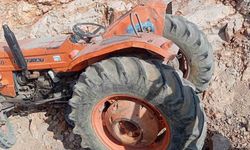 Mersin'de traktörler çarpıştı: 1 ölü, 2 yaralı