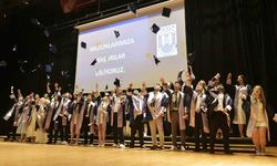 MSKÜ'lü diş hekimleri geleceğe uğurlandı