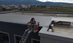 Osmaniye'de 112 ekipleri bu kez kendi binaları için alarma geçti