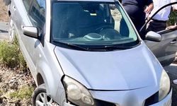 Osmaniye'de otomobil yol kenarına devrildi: 1 yaralı