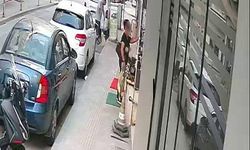 Pastırma hırsızlığı kamerada: Fırın kapısındaki poşeti alıp kayıplara karıştı