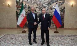 Pezeşkiyan, Bişkek'te Putin ile bir araya geldi